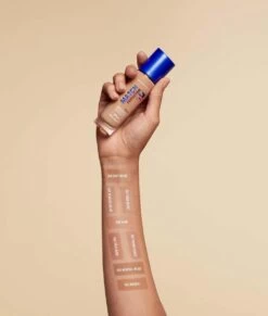 Rimmel London Match Perfection Foundation - 203 True Beige -Mooi Leven 1018x1200