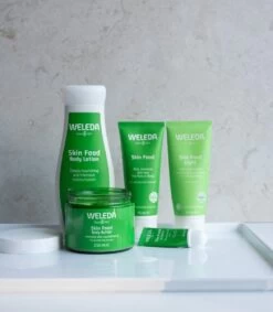 Weleda Skin Food Lip Balm -Mooi Leven 1047x1200 2