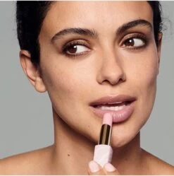 Estée Lauder Pure Color Envy Lip Care Color Replenishing Lip Balm Lippenbalsem 3 Gr -Mooi Leven 1191x1200 9