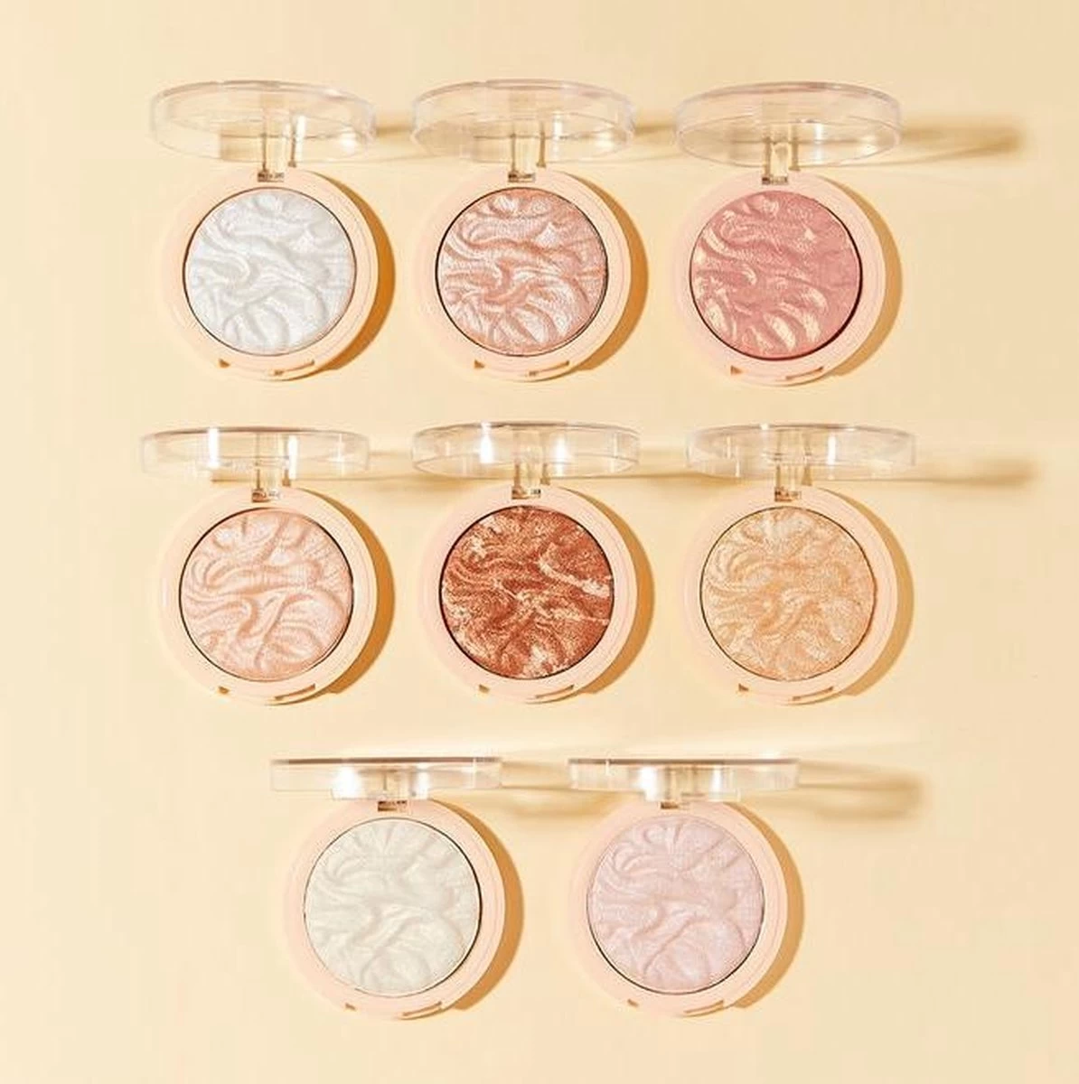 Makeup Revolution Highlight Reloaded - Golden Lights 7 Makeup Revolution Highlight Reloaded - Golden Lights - Afbeelding 5