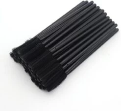 Lashes & More – 50 Stuks Siliconen WimperBorsteltjes – Zwart - Mascara Borsteltjes - Mascara Borstel - Wimper Borstel - Siliconen Wimperborstel - Wimperborstel Voor Wimper Extensions - Siliconen Wenkbrauwborstel -Siliconen Top - Wenkbrauw Kwast -Mooi Leven 1200x1110 6