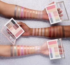 Maybelline The City Kits Urban Light Eye + Cheek Palette -Mooi Leven 1200x1112 3