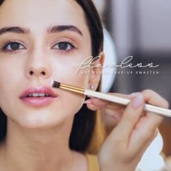 Evvie Contouring Set/ Concealer Palette Met 10-delige Kabuki Kwasten Set 15 Evvie Contouring Set/ Concealer Palette Met 10-delige Kabuki Kwasten Set -Mooi Leven 1200x1200 1186