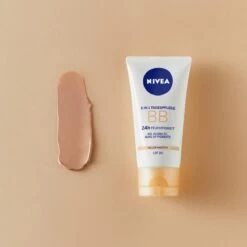 NIVEA Essentials BB Cream Light SPF 15 - 50 Ml - Dagcrème -Mooi Leven 1200x1200 210