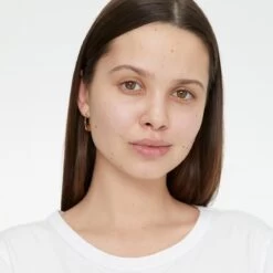 Rimmel London Lasting Finish Foundation - 200 Soft Beige -Mooi Leven 1200x1200 33