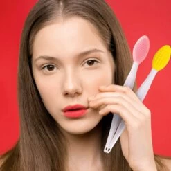 Merkloos Lip Scrub Borstel Set 4-delig - Mee Eters Verwijderen – Gezichtsreiniger – Gezichtsborstel Blackhead Remover -Mooi Leven 1200x1200 584