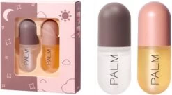 Merkloos Palm Cosmetics Lip Plumper Dag En Nacht (2 Stuks) - Lip Filler - Lip Vergroter - Volle Lippen - Gember Extract & Vitamine E - (Gratis Levering) -Mooi Leven 1200x664 3