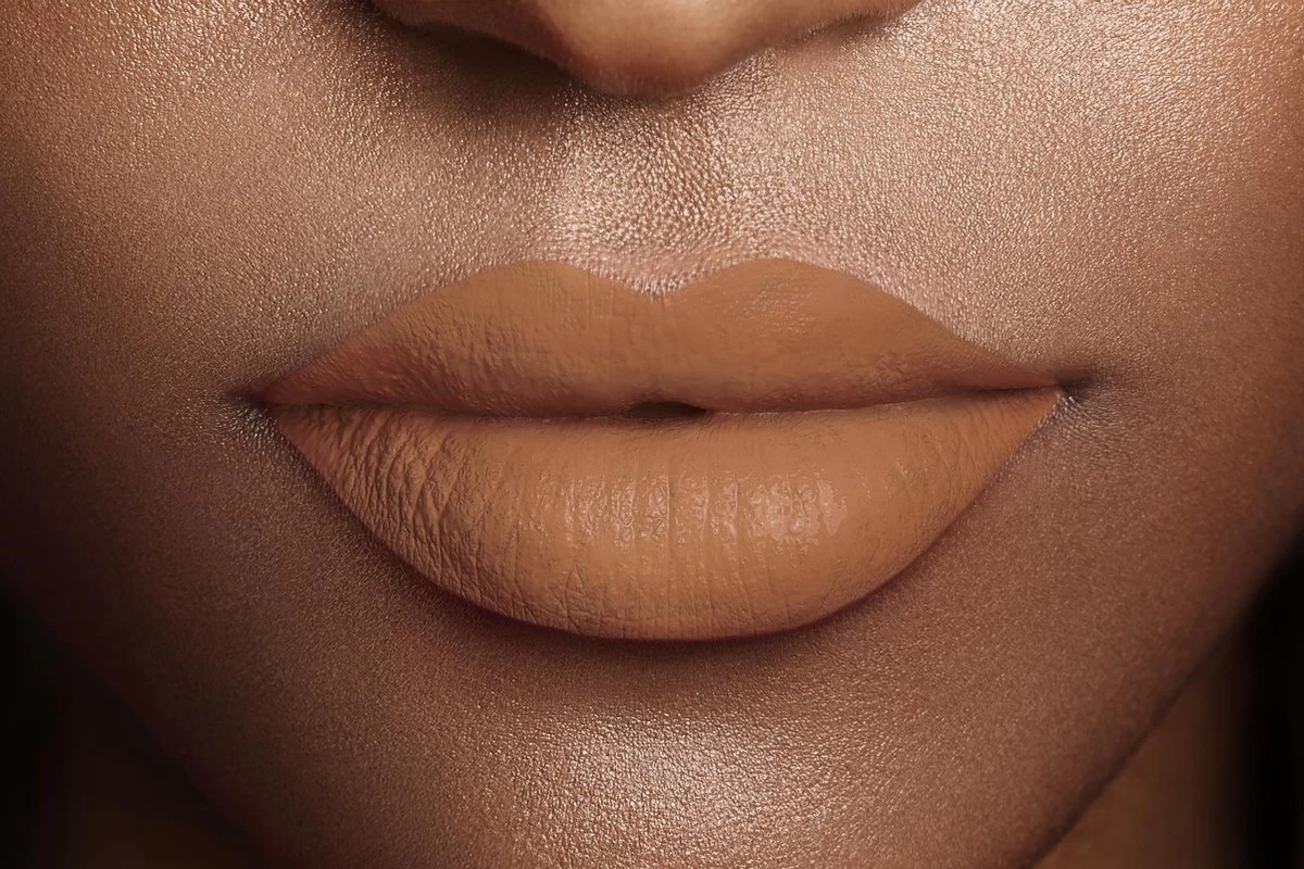 L’Oréal Paris Les Chocolats Ultra Matte Liquid Lippenstift - 860 Ginger Bomb 6 L’Oréal Paris Les Chocolats Ultra Matte Liquid Lippenstift - 860 Ginger Bomb - Afbeelding 4