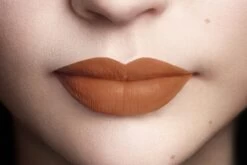 L’Oréal Paris Les Chocolats Ultra Matte Liquid Lippenstift - 860 Ginger Bomb 19 L’Oréal Paris Les Chocolats Ultra Matte Liquid Lippenstift - 860 Ginger Bomb -Mooi Leven 1200x800 9