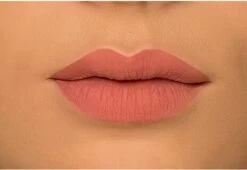NYX Professional Makeup Soft Matte Lip Cream - Zurich SMLC14 - Lippenstift -Mooi Leven 1200x825 2