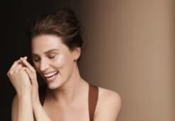 Max Factor Crème Puff Compact Powder 055 Candle Glow -Mooi Leven 1200x830 1