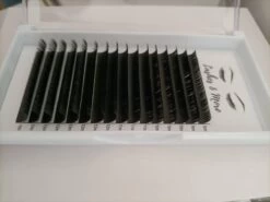Lashes & More Wimperextensions - One By One - C Krul – Dikte 0.20 – Lengte Mixed – 16 Rijen In Een Tray - Nepwimpers - Flat Lashes - Verkrijgbaar In C En D Krul En In Dikte 0.15 En 0.20 -Mooi Leven 1200x900 8