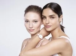 Garnier SkinActive - BB Cream Classic Light 5-in-1 Dagverzorging - 50ml - Getinte Dagcrème -Mooi Leven 1200x901 3