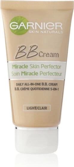 Garnier SkinActive - BB Cream Classic Light 5-in-1 Dagverzorging - 50ml - Getinte Dagcrème -Mooi Leven 531x1200 2