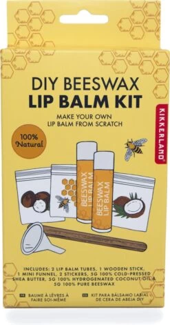 Kikkerland DIY Bijenwas Lip Balsem Kit - Maak Je Eigen Lippenbalsem - 100% Natuurlijk - Voor Twee Balsem Sticks -Mooi Leven 629x1200