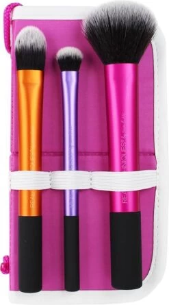 Real Techniques Essentials Set - 3 Delig - Make-up Kwastenset 14 Real Techniques Essentials Set - 3 Delig - Make-up Kwastenset -Mooi Leven 666x1200 1