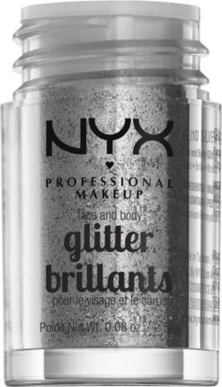 NYX PROFESSIONAL MAKEUP FACE & BODY GLITTER - SILVER -Mooi Leven 690x1200 1