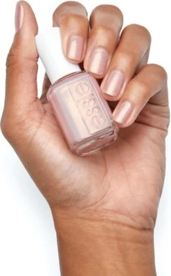 Essie Lentecollectie 615 A Touch Of Sugar Nagellak - Roze - 13,5 Ml 23 Essie Lentecollectie 615 A Touch Of Sugar Nagellak - Roze - 13,5 Ml -Mooi Leven 744x1200 3