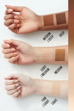 Maybelline Instant Age Rewind Perfector 4-in-1 Concealer - Light Medium - 30 Ml -Mooi Leven 800x1200 1