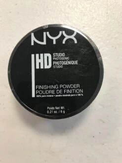 NYX Professional Makeup Studio Finishing Gezichtspoeder - Studio Finishing Powder SFP01 - 6 Gr -Mooi Leven 900x1200 8