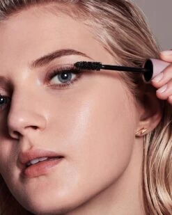 Max Factor Volume Infusion Mascara - Black -Mooi Leven 960x1200 21