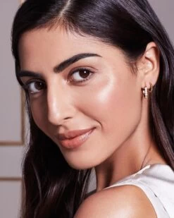 Max Factor Radiant Lift FD - 65 Rose Beige -Mooi Leven 960x1200 4